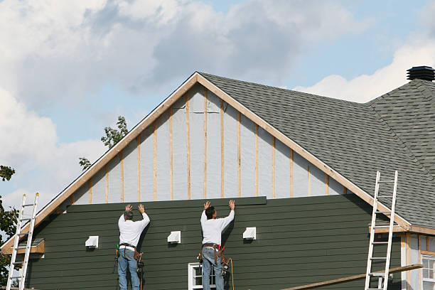 Professional Siding Installation technician working in Fountain Inn, SC